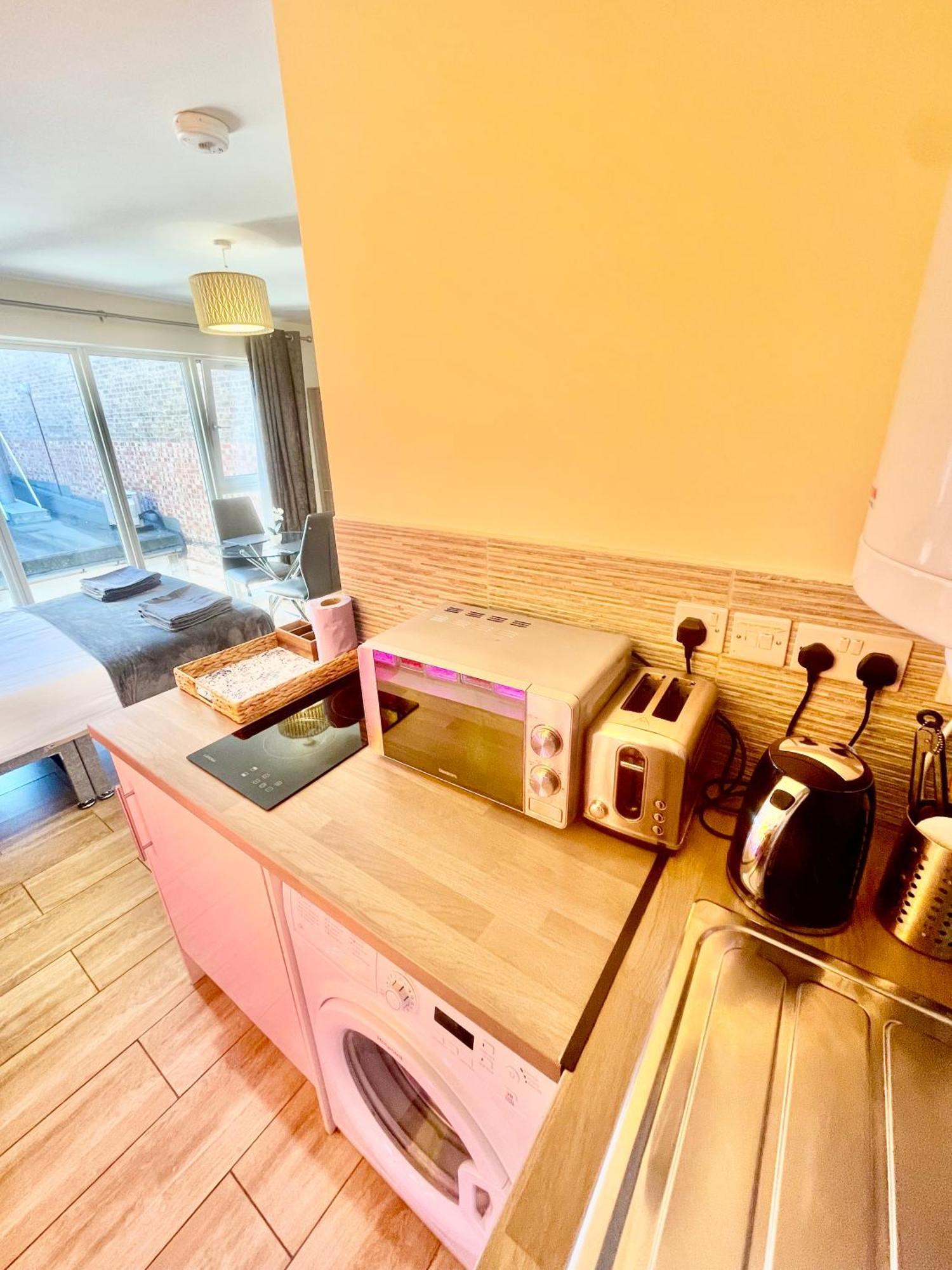 Cambridge City Centre Immaculate Studio Sleeps 2 - Central Location Paradise Street Exteriör bild