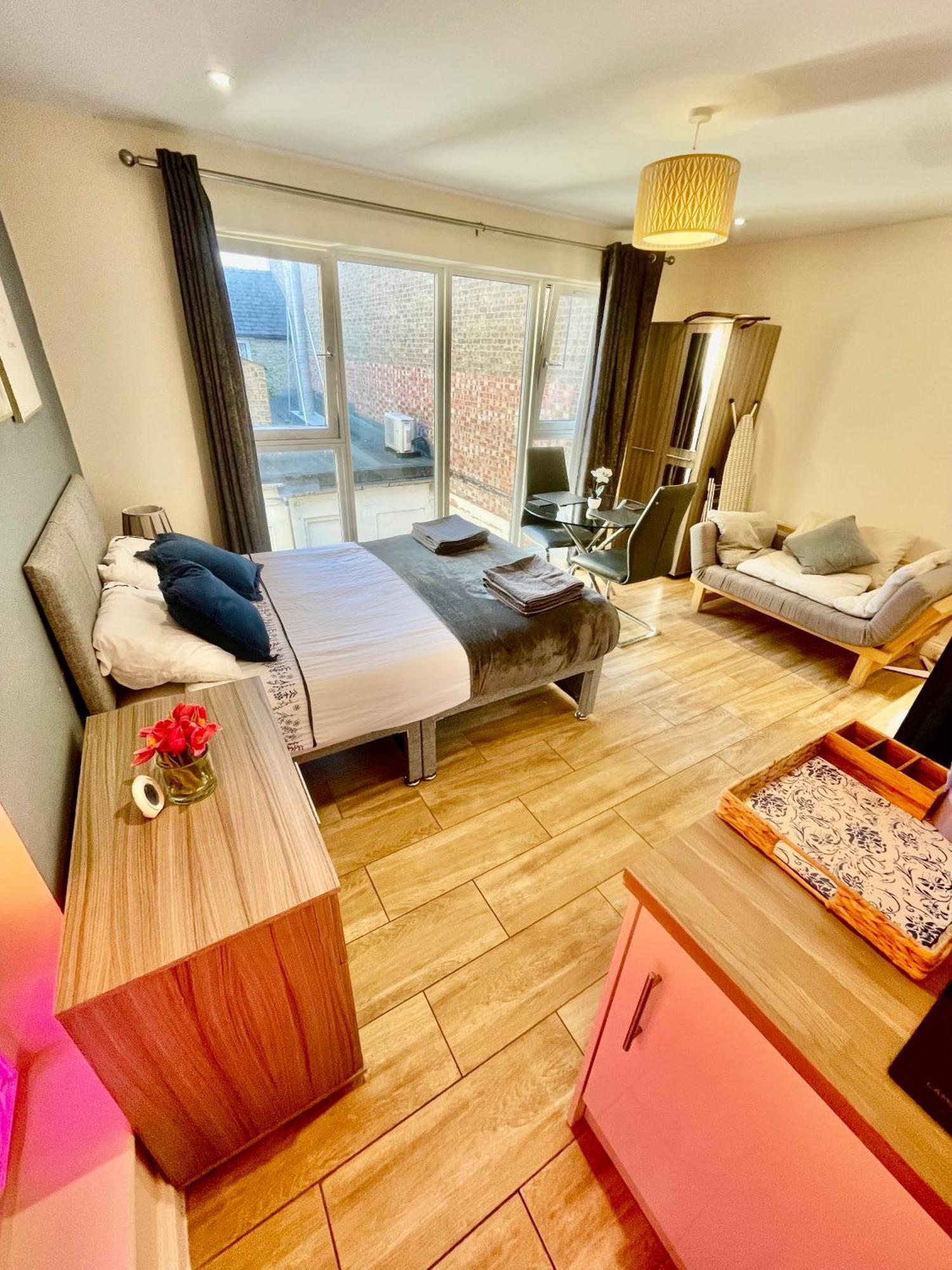 Cambridge City Centre Immaculate Studio Sleeps 2 - Central Location Paradise Street Exteriör bild